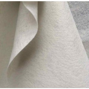 White needle punched nonwovens for general cleaning products